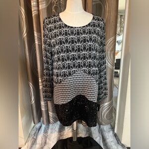 NWT Alfani XL blouse with sequined bottom
